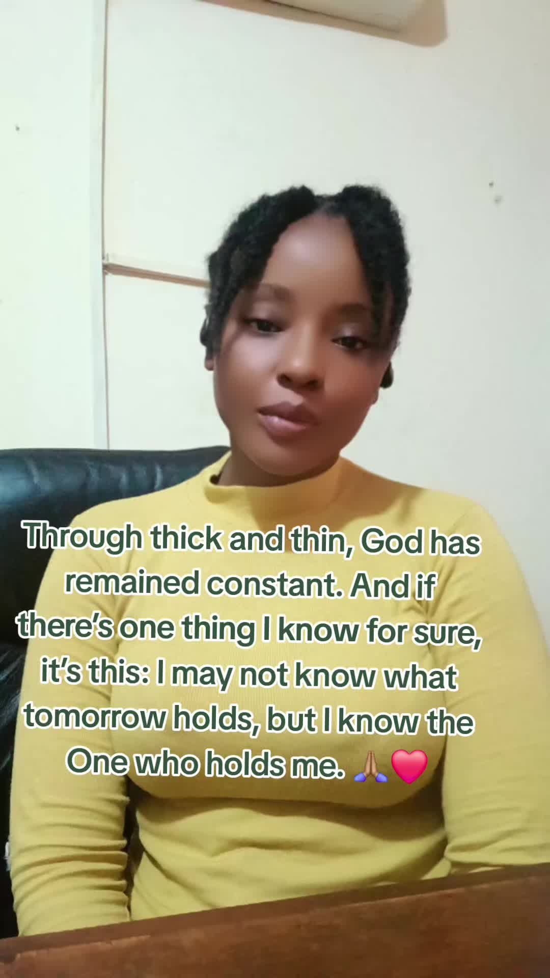 @Queen B_001