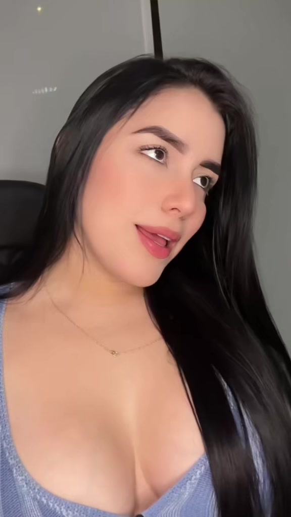 @Angie Moreno🪼🪗
