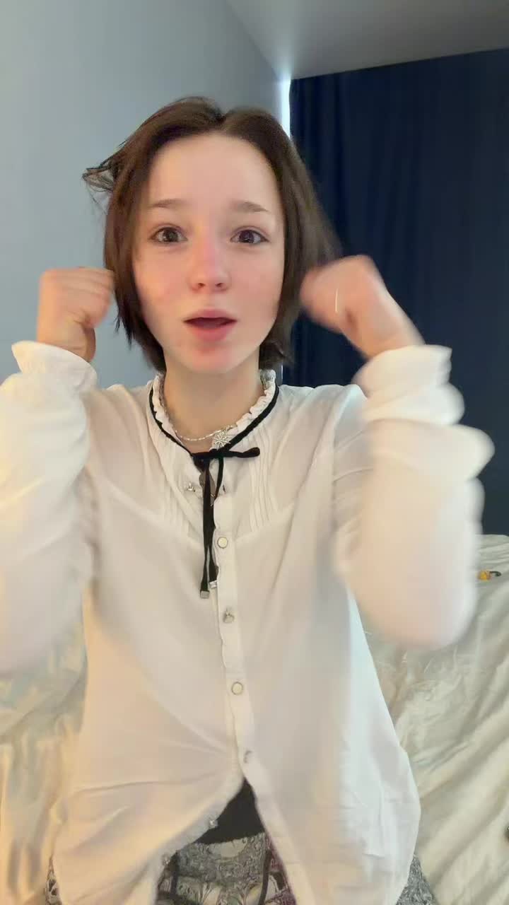 @dola_kil👽