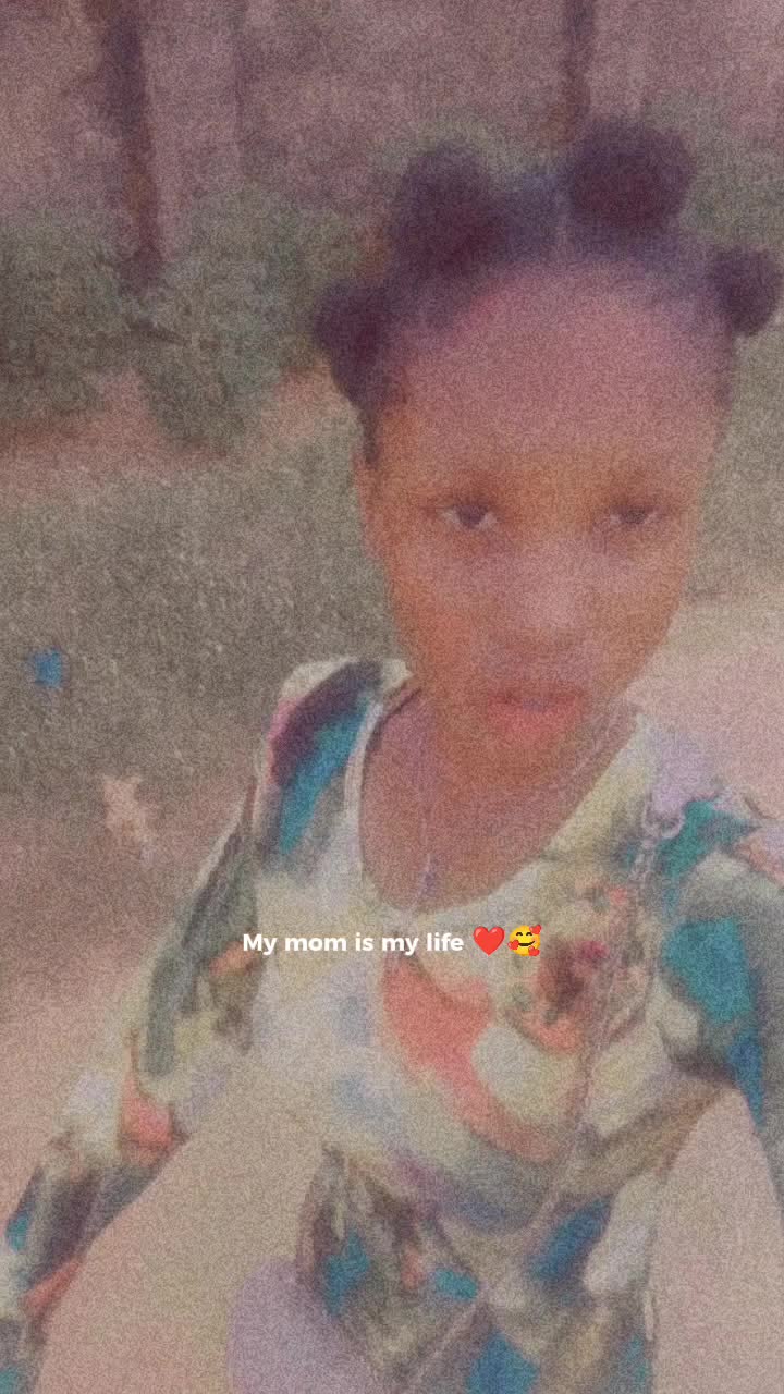 @CHARITY ❤️🌻