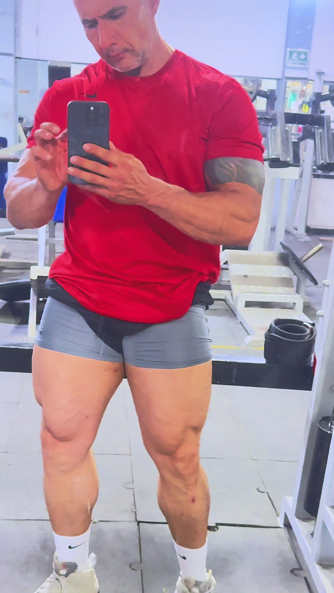 @julianbodibuildier052414
