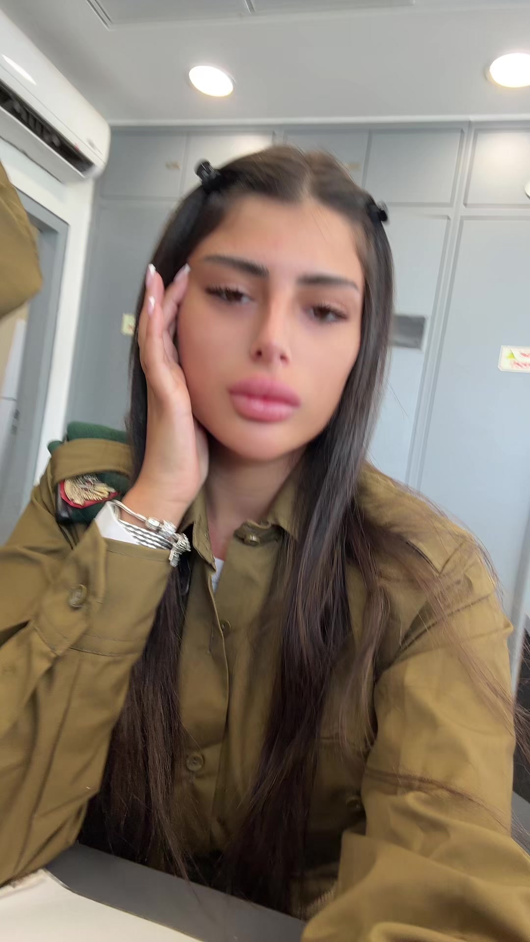 @ofri_555_