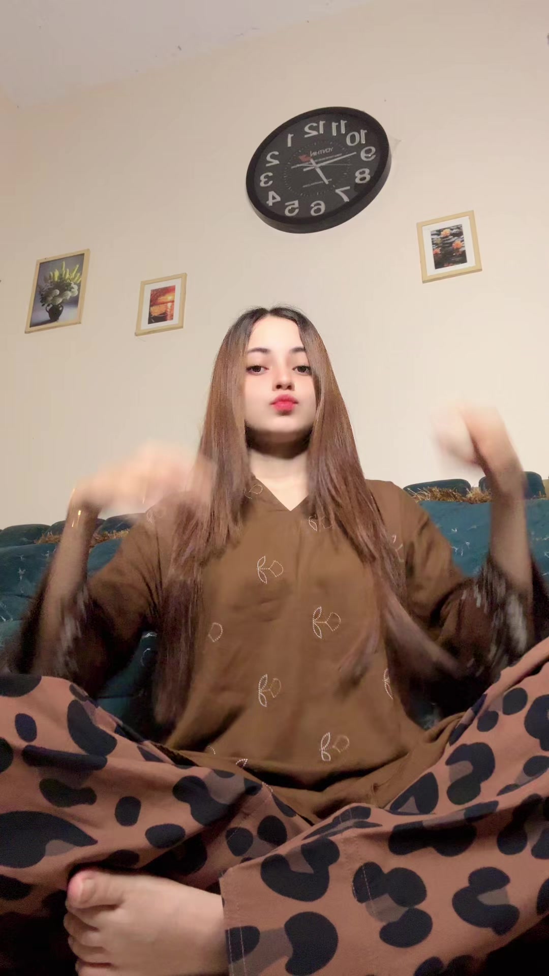 @🧚&zwj;♀️✨-RI CH I -✨🧚&zwj;♀️