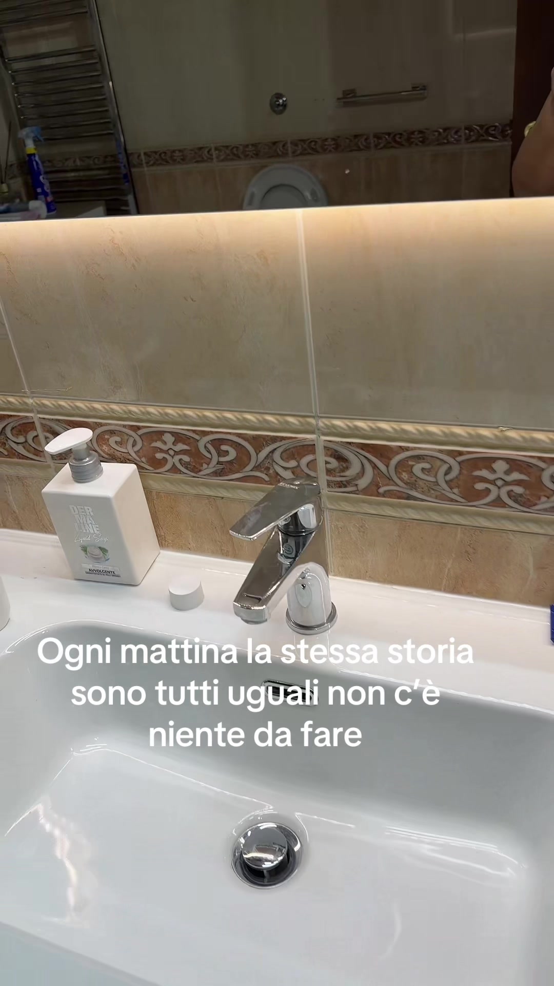 @mickiantonella