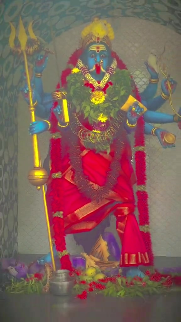 @Gayathiri_Thevar