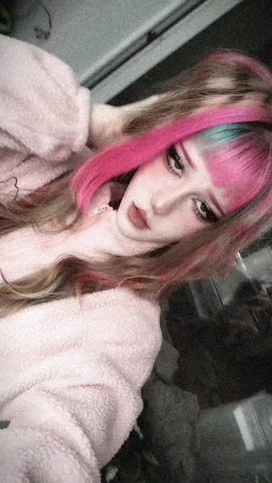 @𝓜𝓪𝓷𝓭𝓻𝓲𝓼♡