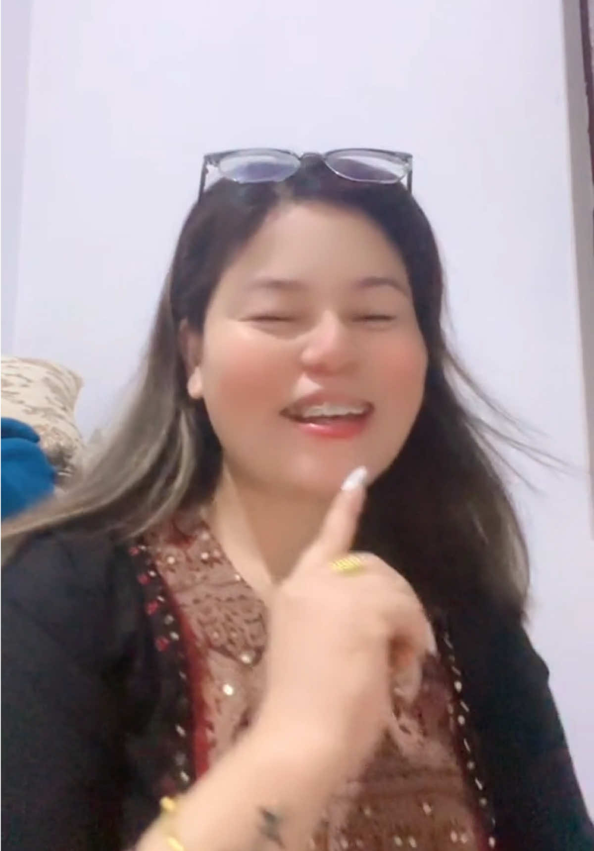@Suja🦋