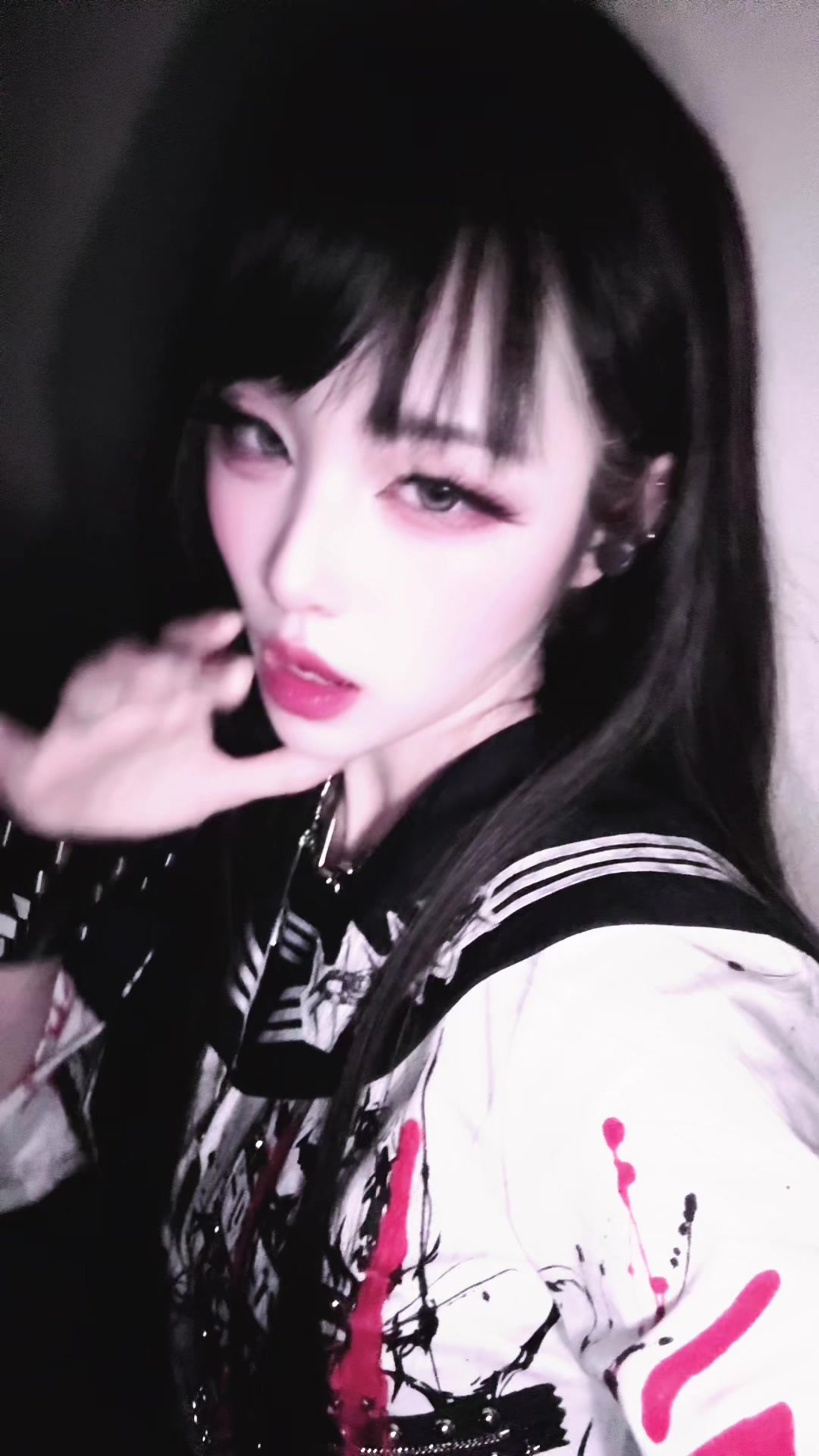 @Lily U