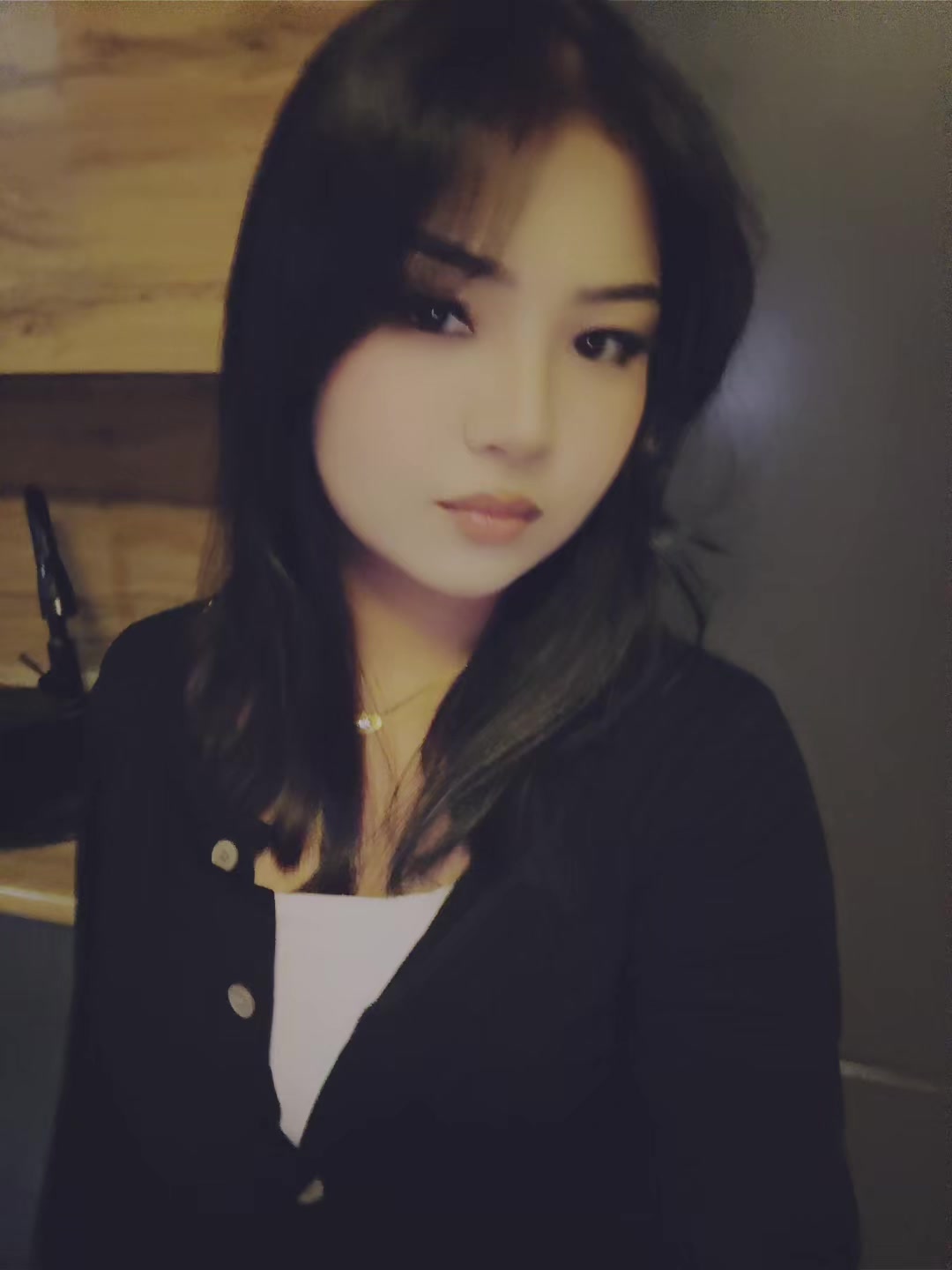 @Zhanuzakova.N