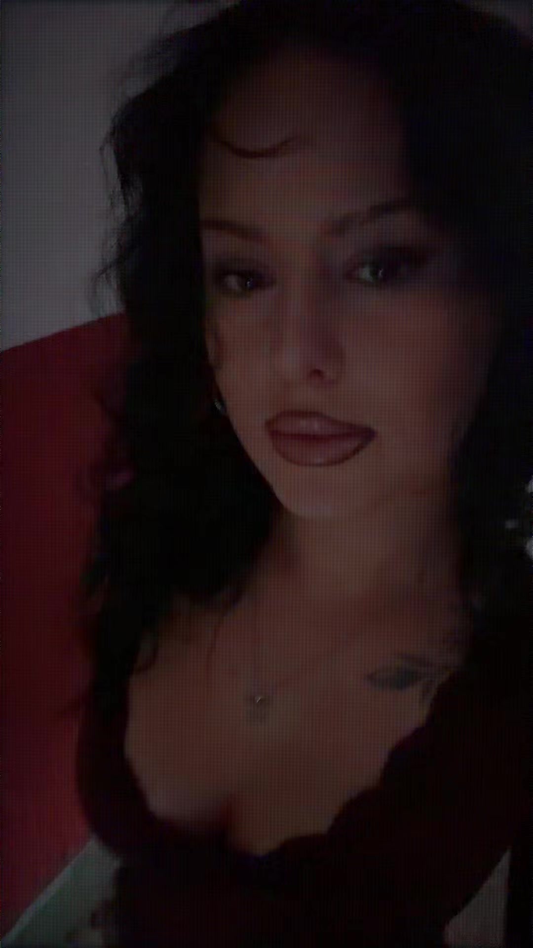 @_miav6