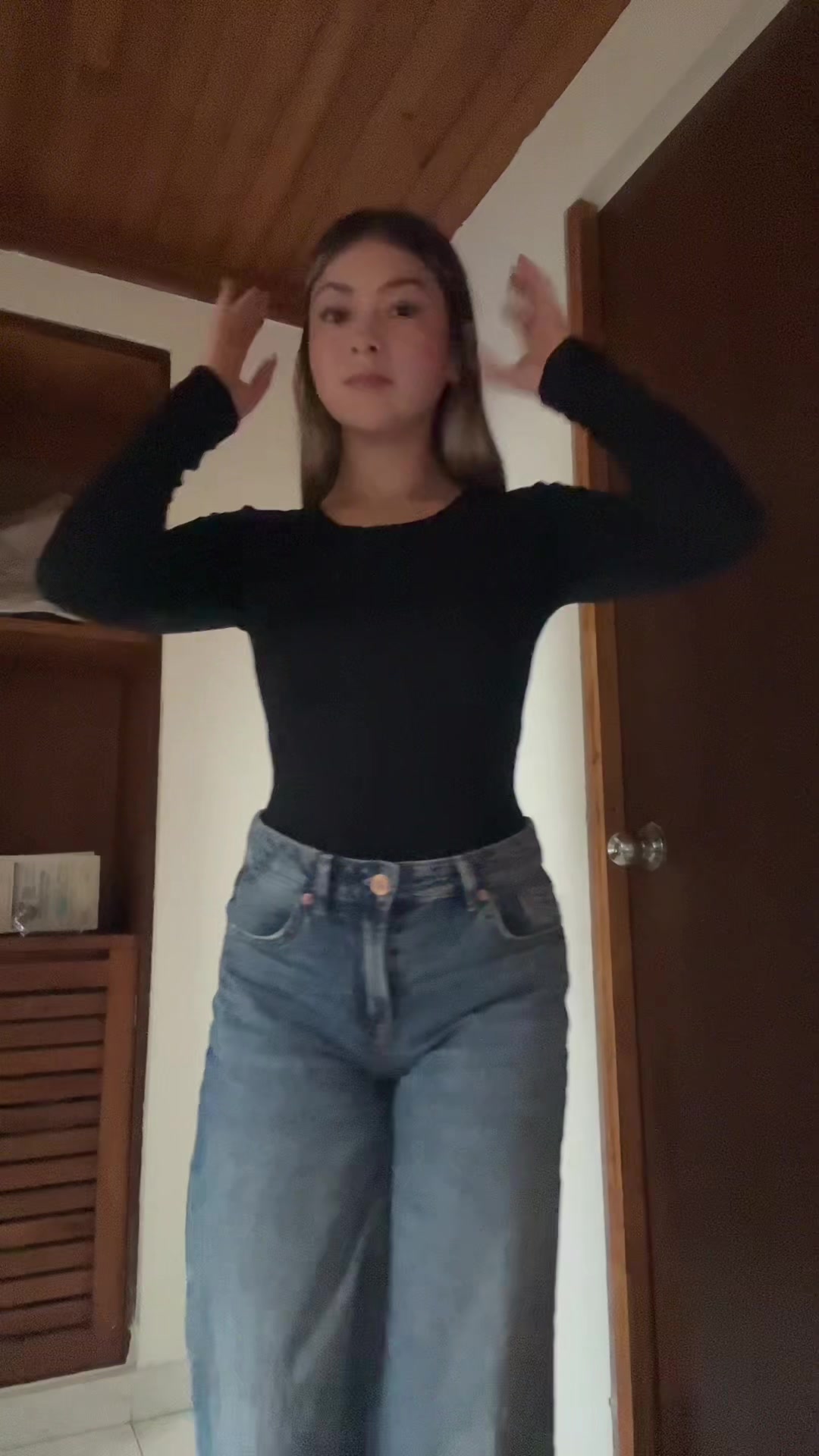 @𝐯
