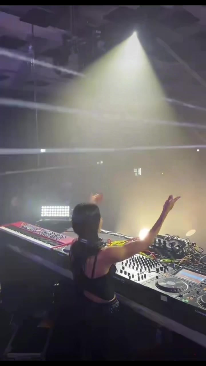 @TECHNO MUSIC FOR LIFE 🇫🇷