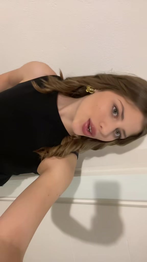 @popovicvalentina