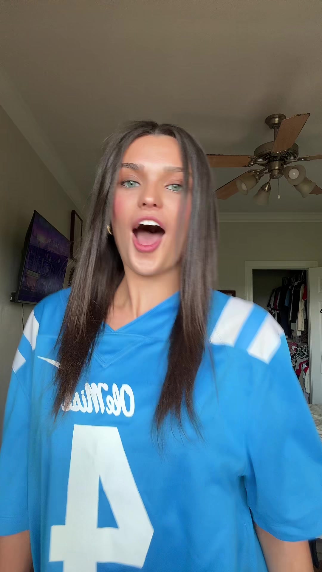 @madeleineperkinss