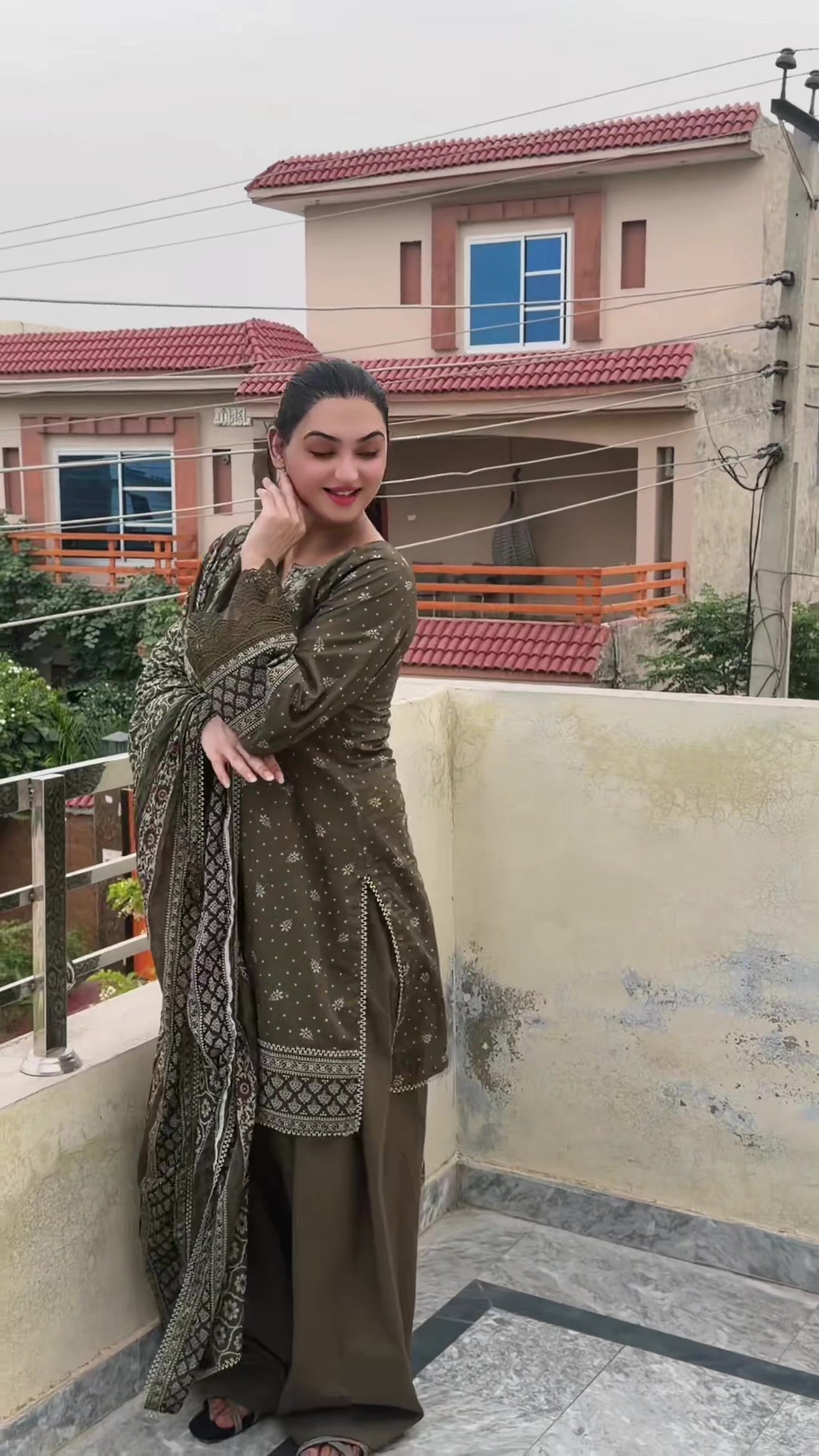 @🧚&zwj;♀️Shiekh Haniya Golden🧚&zwj;♀️