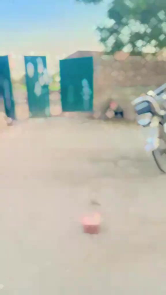 @𝓐𝓵𝓲 𝓒𝓱𝓪𝓻𝓪
