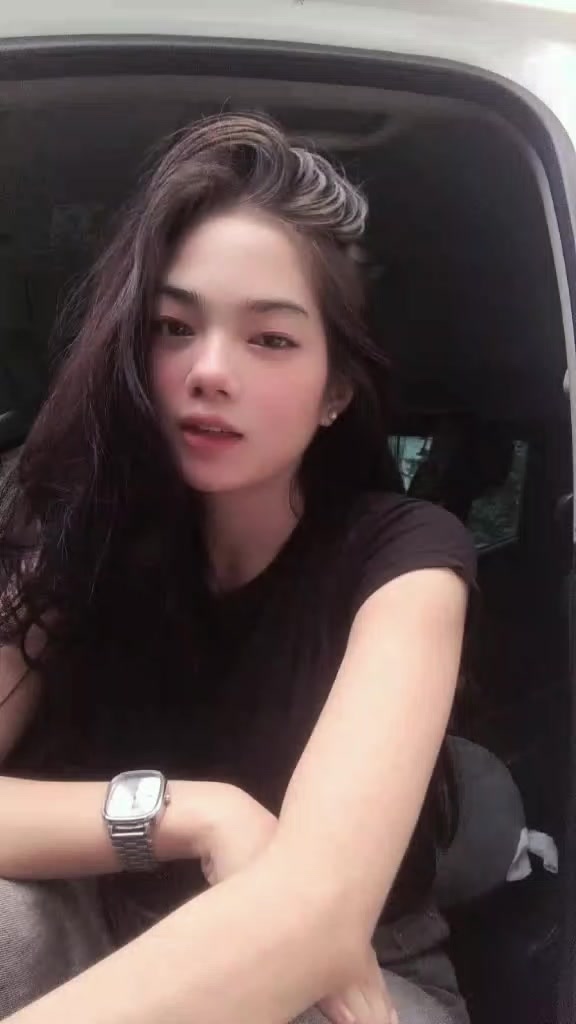@enis_hq