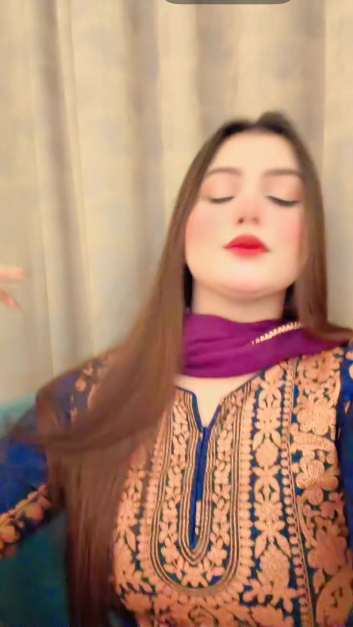 @Amna butt🌺