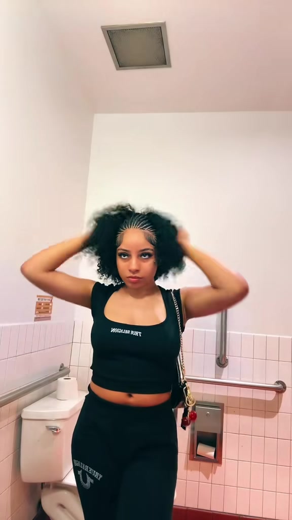 @tyvianaaa