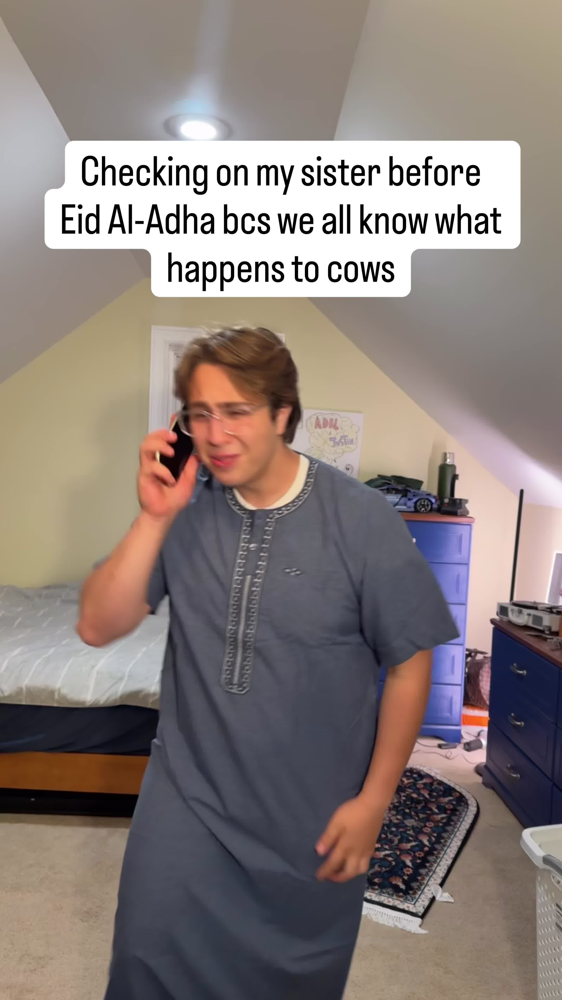 @adoolie_