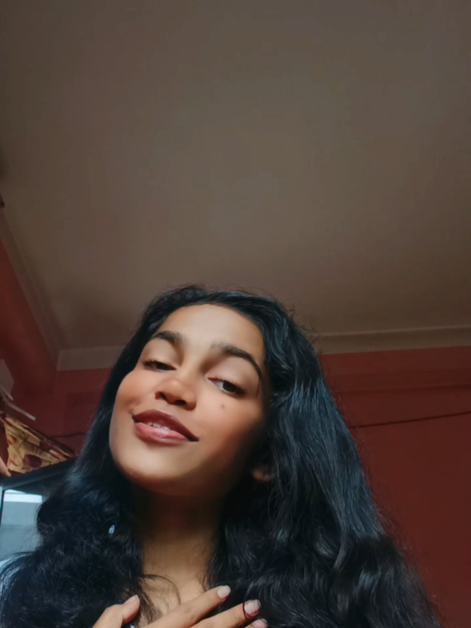 @Pooja 🖤