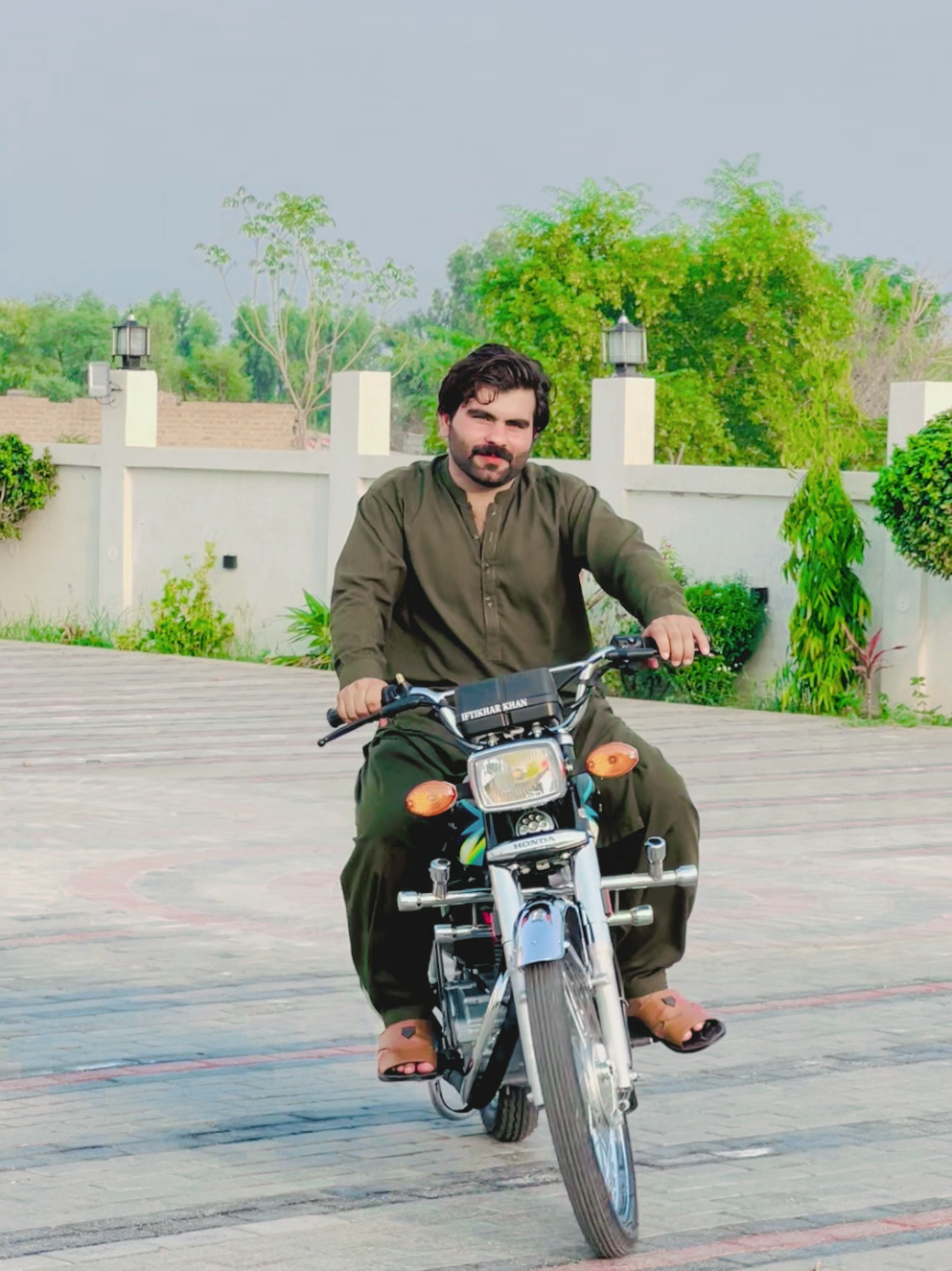 @Waqas Khan