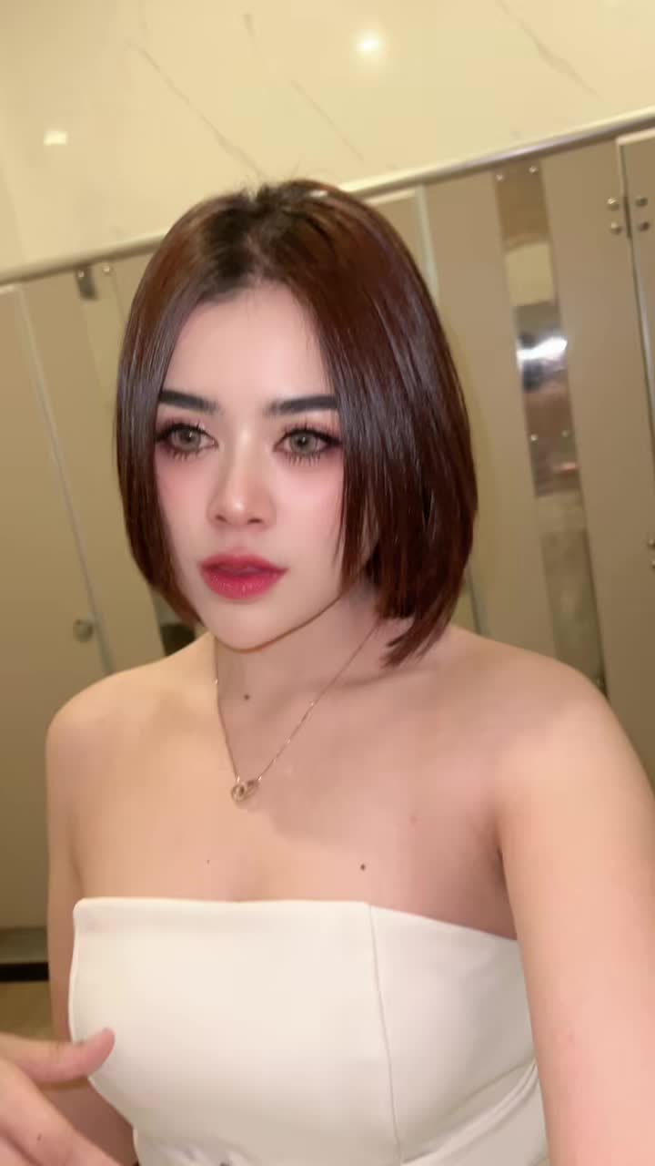 @ปัดที่ผมสั้นๆอ่ะ