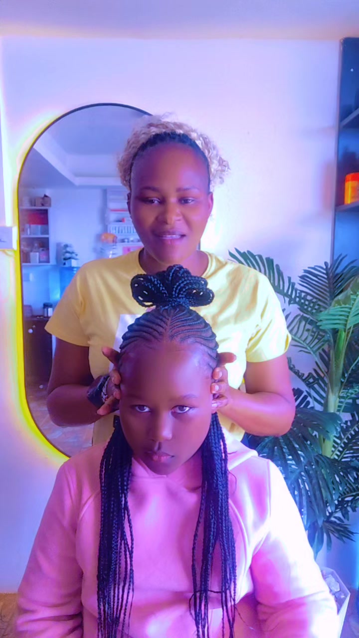 @Maryzippy the hairdresser 😍
