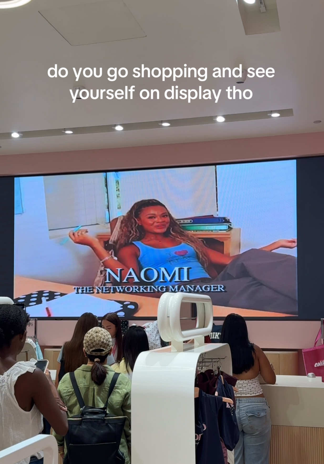 @NAOMI GREEN