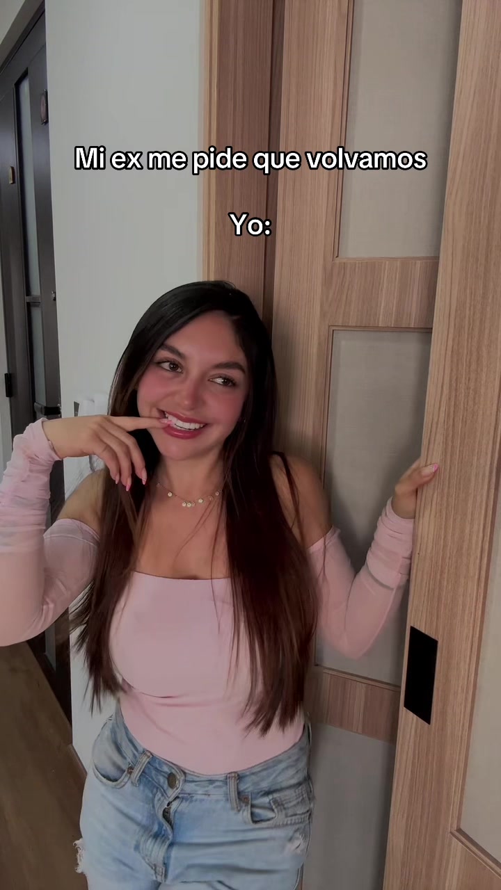 @Valentina 💖