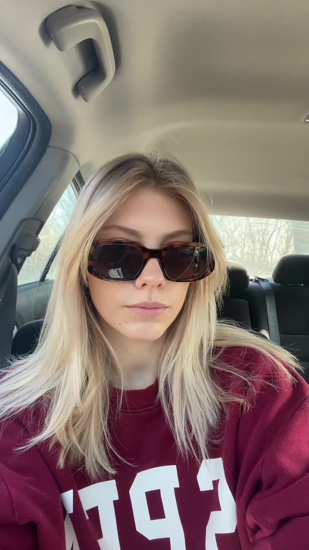 @🤠
