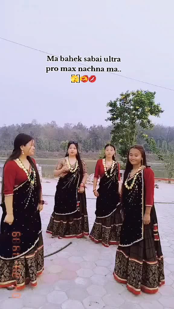 @Meenu🇳🇵🇦🇺