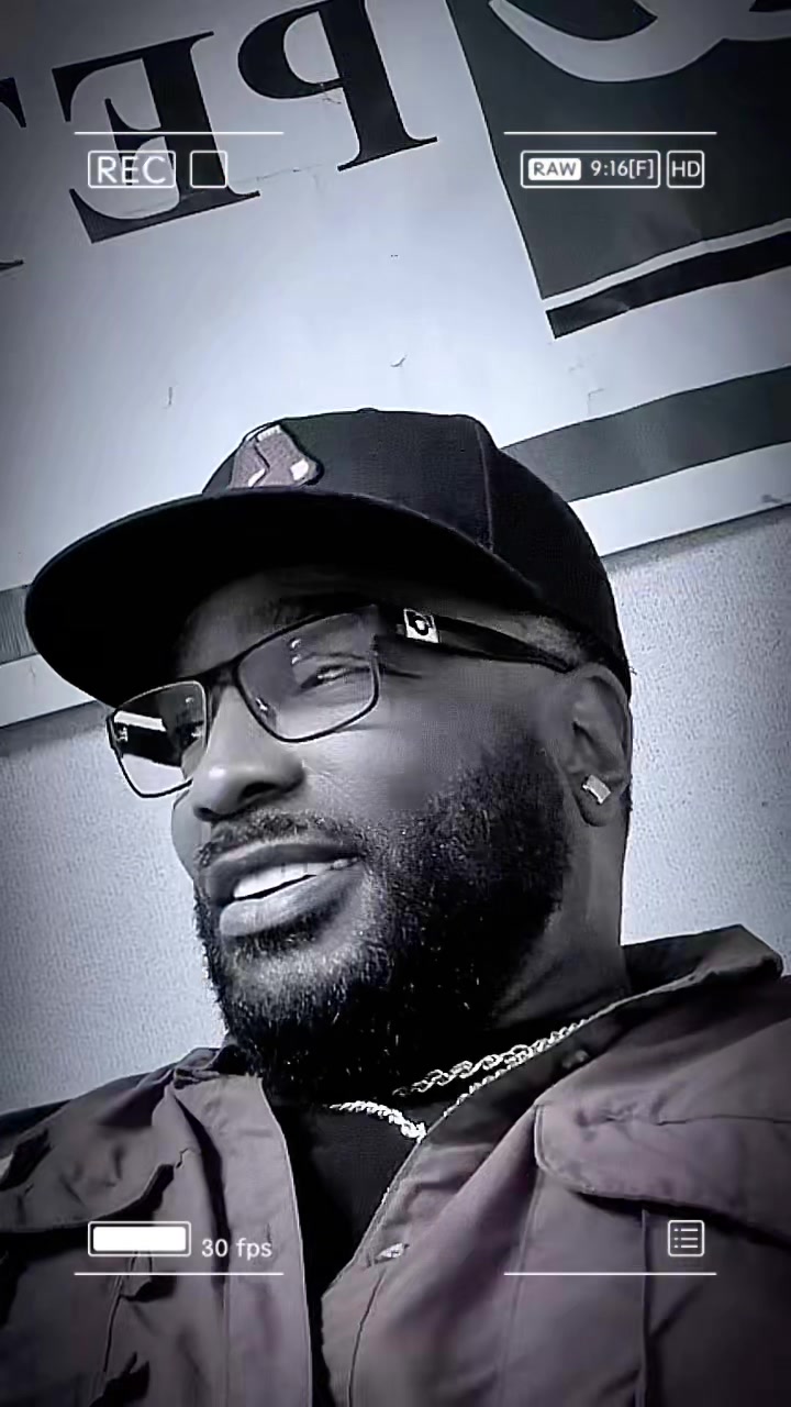 @Da Real 👑 King-Jay IV Lloyd