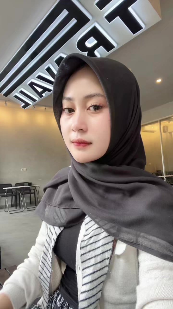 @عالية