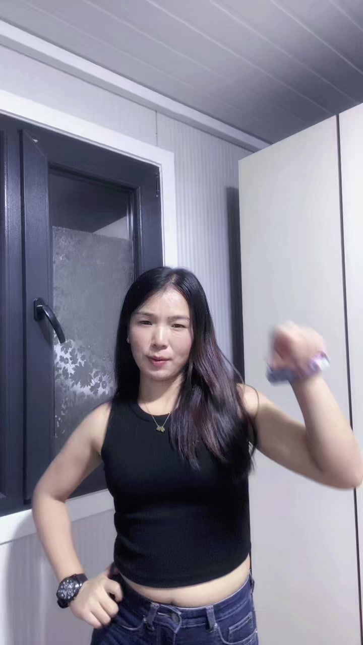 @Gurungsine💝🇳🇵🇪🇺