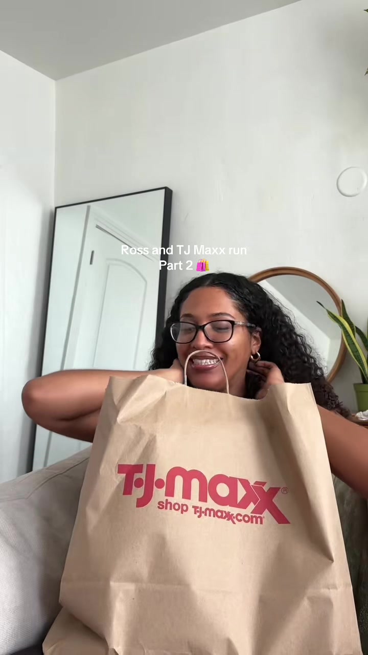 @desiraye