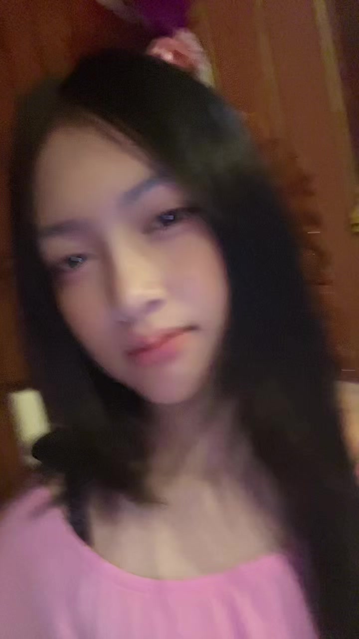 @Houng ><