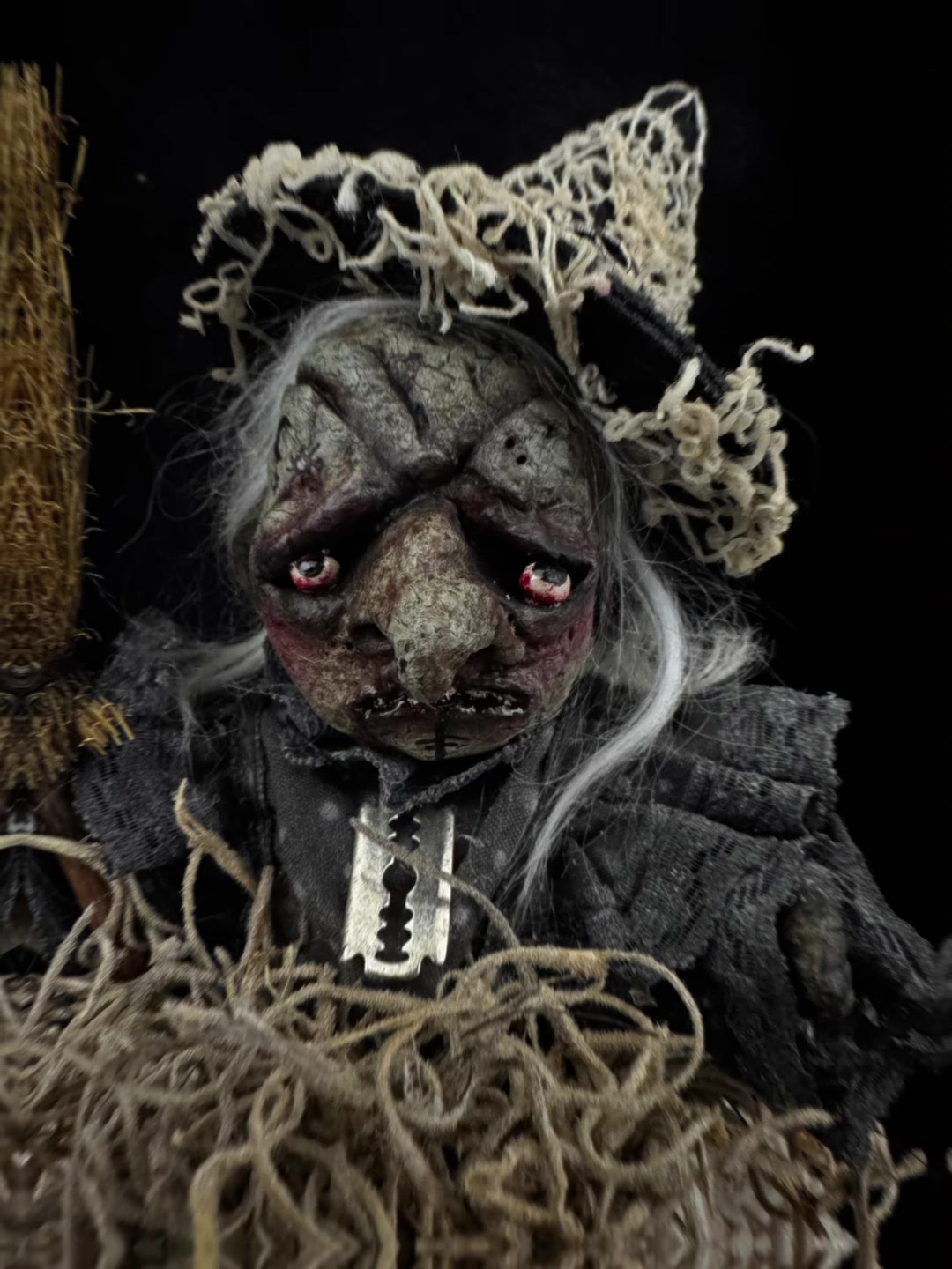 @Long Gone Dolls