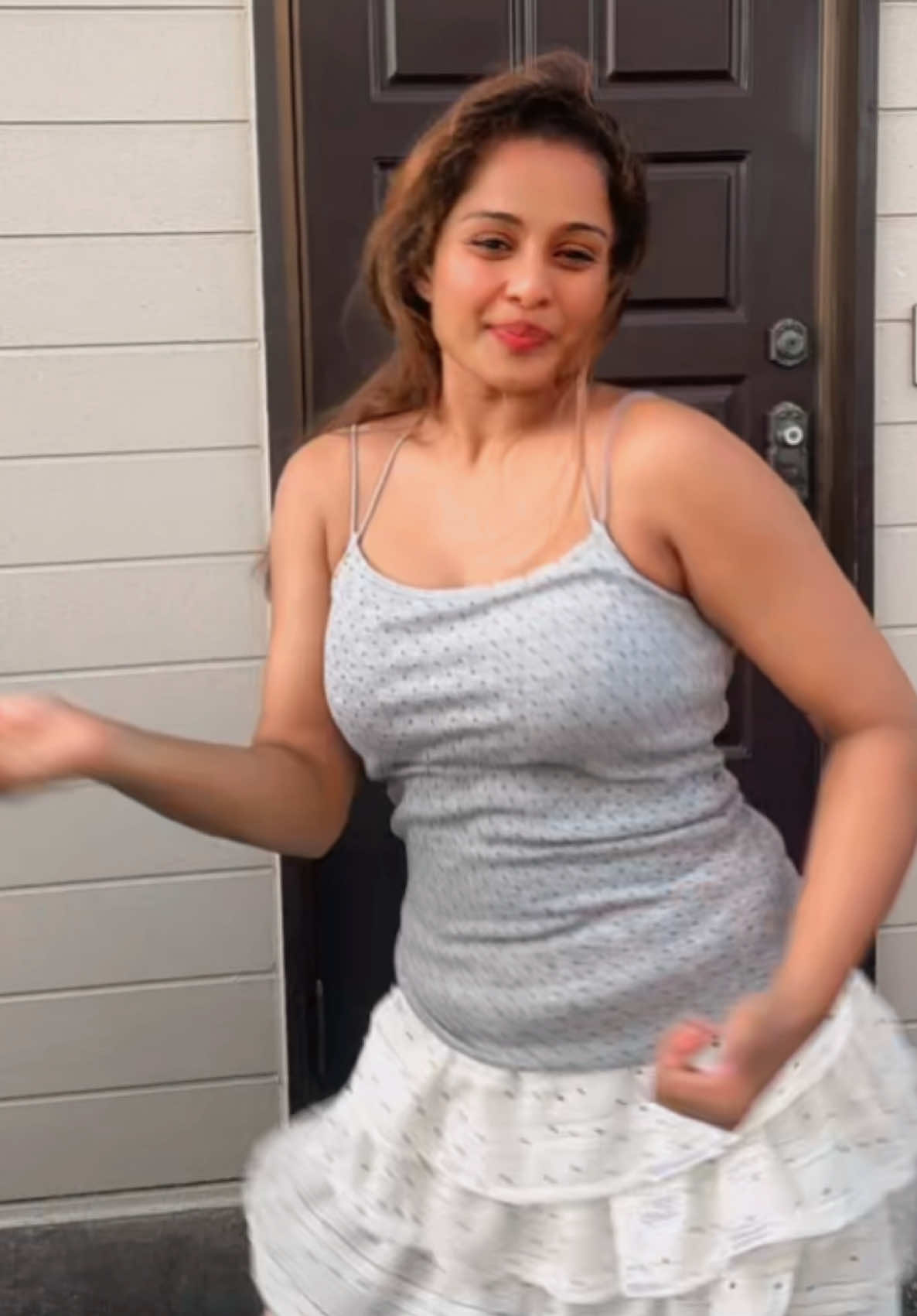@Devindi Sansala サンサラ