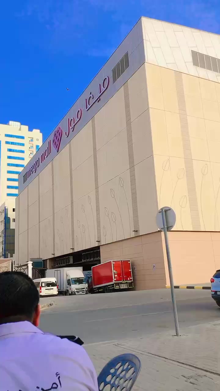 @HaSnAiN AhMaD KhAn 🇦🇪🇦🇪