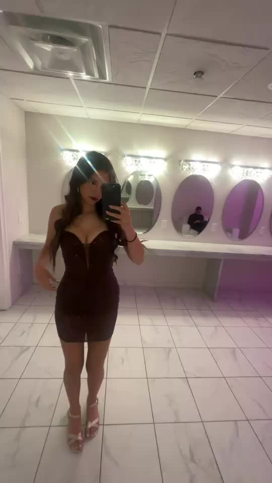 @Julie hduwoshdiwkbxuxkdn