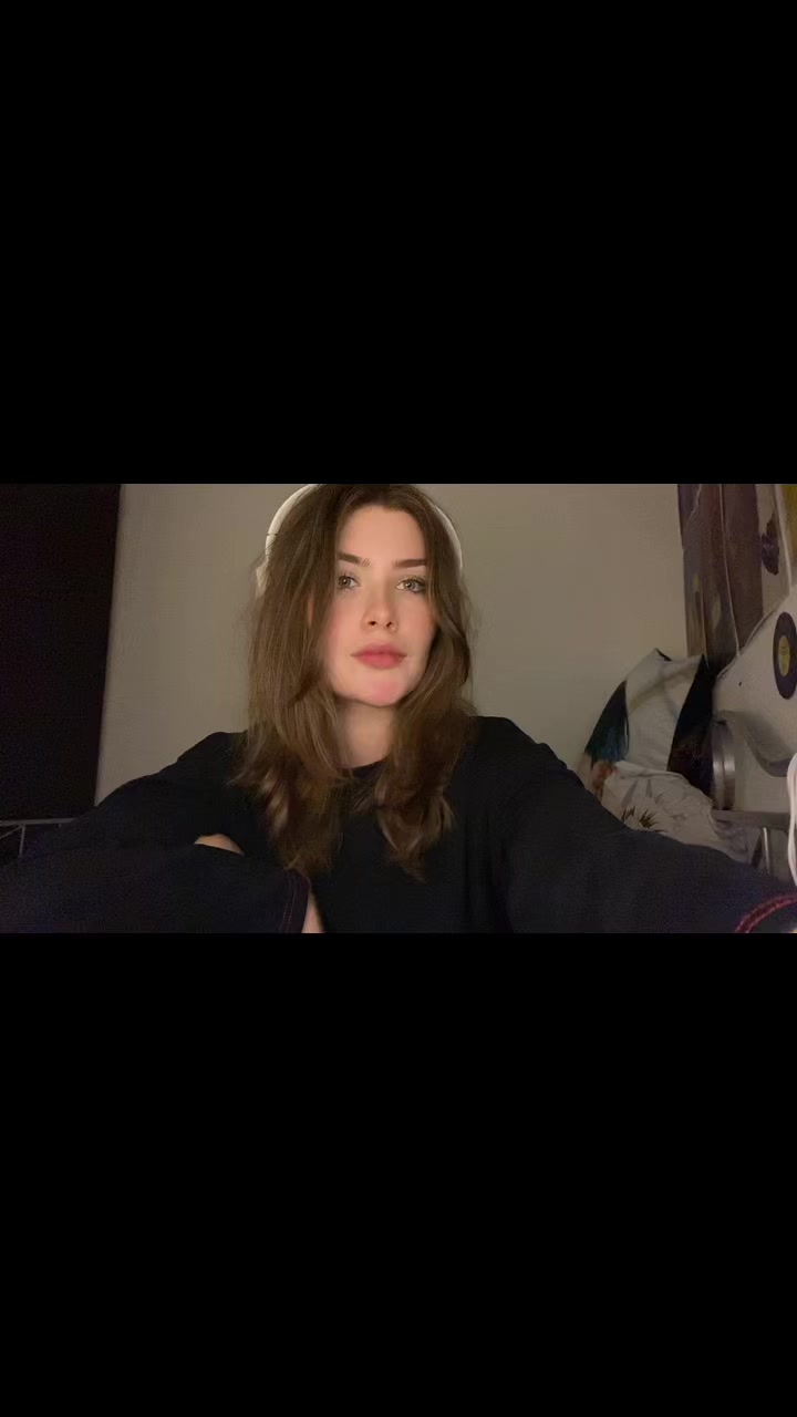 @_littleannenkova