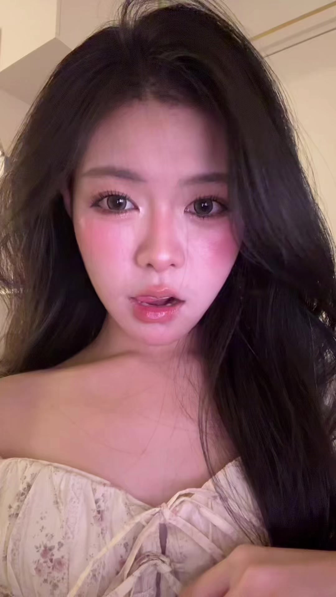 @🐇