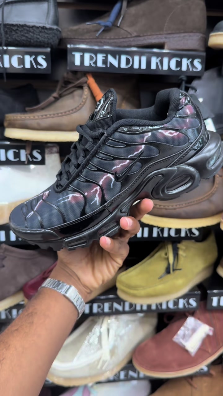 @TRENDII KICKS