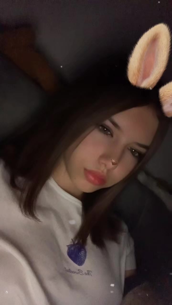 @𝒻ℯ𝓁𝒾𝒸𝒾𝒶_ℴ𝓏𝒶𝓃𝒶