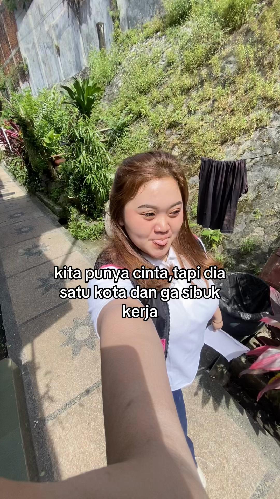 @farzaalaiaa_