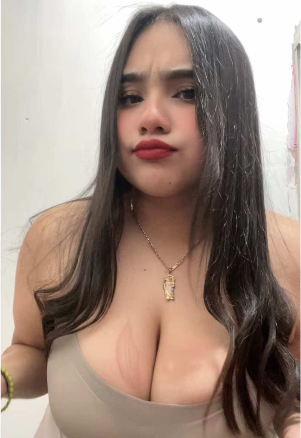 @𝐘𝐚𝐦𝐢🦥❤️