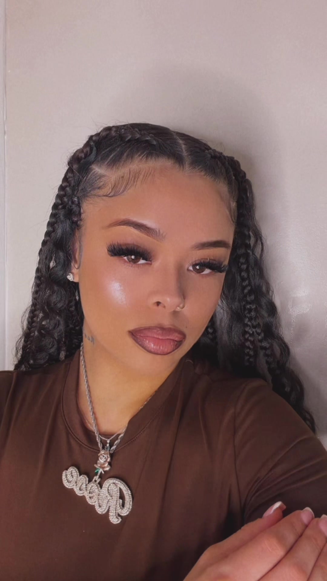 @hustlaa.rosee