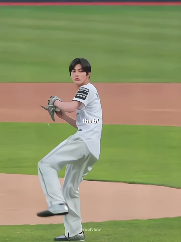 @ara.