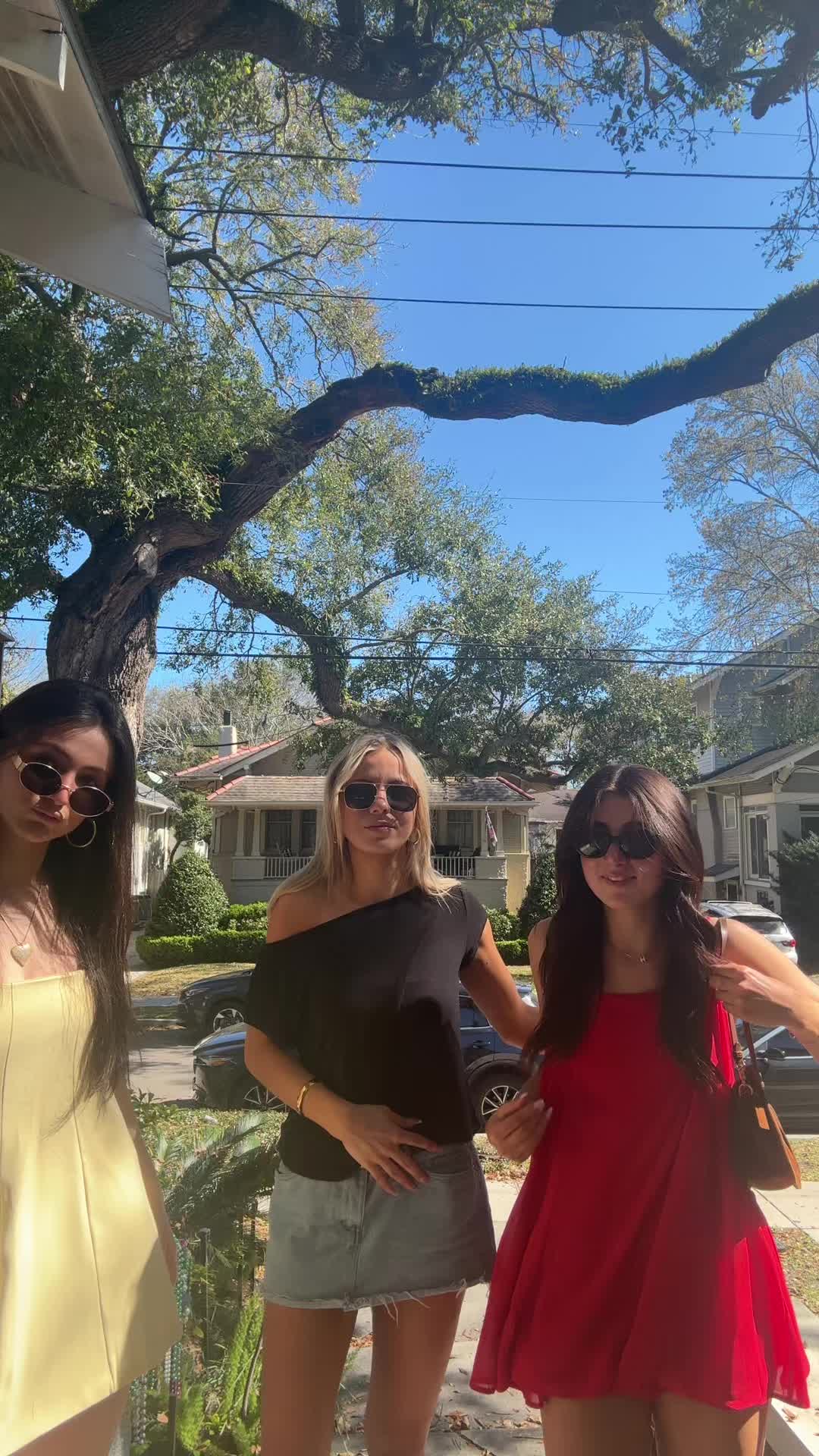 @Mia